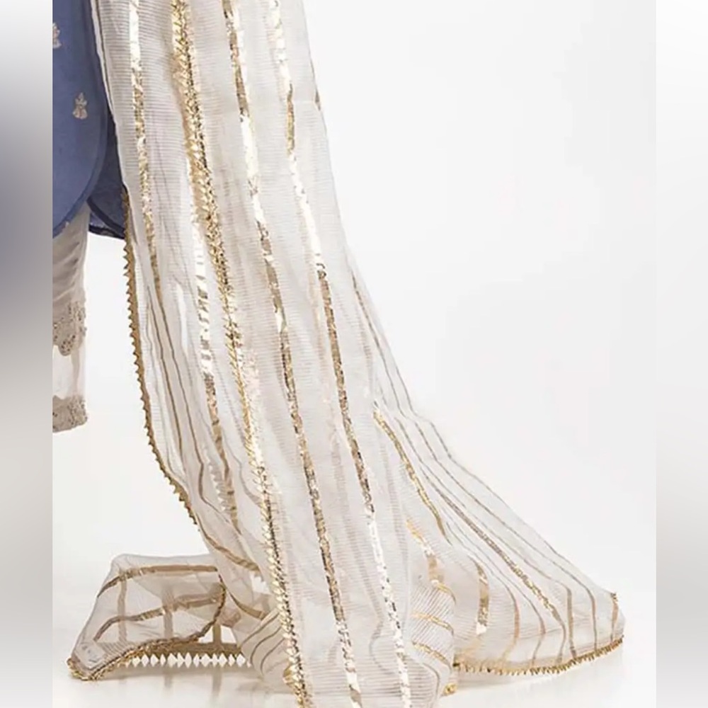 Pakistani Designer Dress 3Pc - Picture 9 of 10